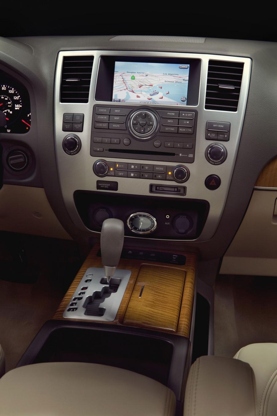 Infiniti QX56 2008 года  (фото 6 из 56)